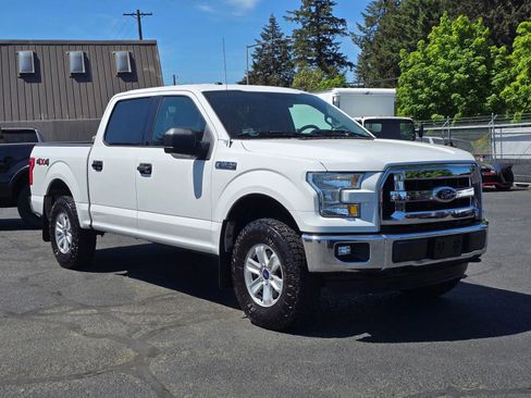 Used 2016 Ford F150 XLT w/ Trailer Tow Package AWD/4WD image 7