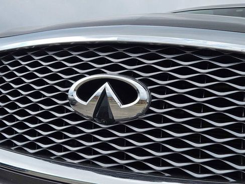 Used 2024 INFINITI QX80 Luxe image 12