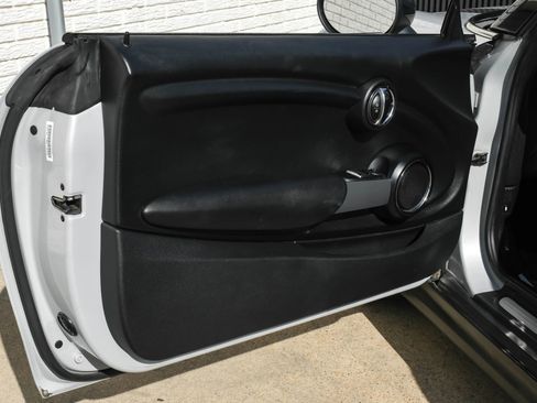 Used 2014 MINI Cooper 2-Door Hardtop image 34