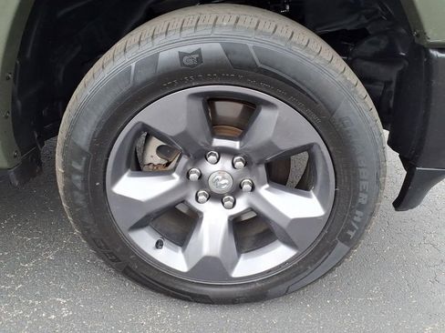 Used 2021 RAM 1500 Big Horn w/ Built-to-serve Edition AWD/4WD image 13