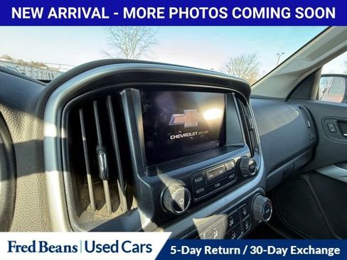 Used 2017 Chevrolet Colorado LT w/ LT Convenience Package image 12