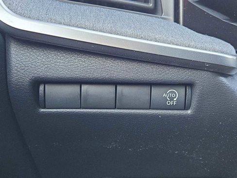 Used 2025 Nissan Kicks SV image 24