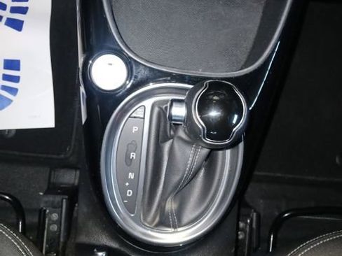 Used 2018 Kia Soul + w/ Audio Package image 35