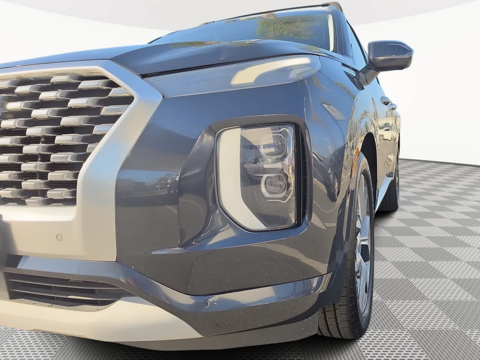 Used 2021 Hyundai Palisade Limited w/ Cargo Package FWD image 4