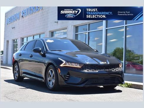 Used 2022 Kia K5 LX FWD image 1
