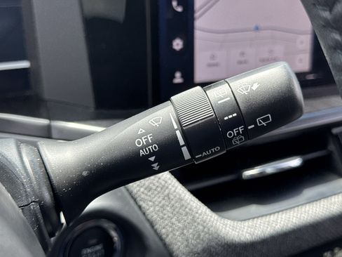 Certified 2026 Subaru Outback Limited AWD/4WD image 15