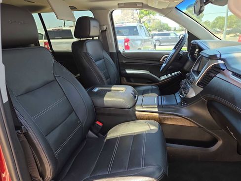 Used 2018 GMC Yukon XL Denali w/ Denali Ultimate Package AWD/4WD image 18