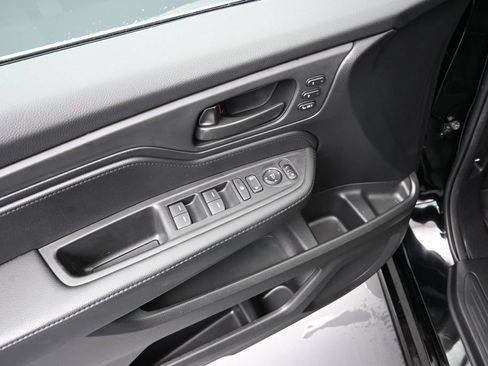 Used 2025 Honda Odyssey Sport-L image 23