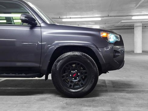 Used 2023 Toyota 4Runner SR5 Premium image 16