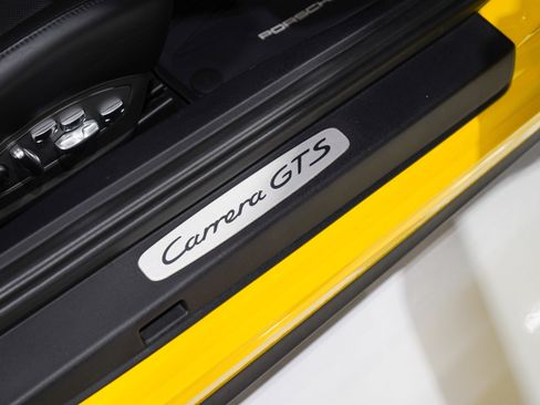 Used 2019 Porsche 911 Carrera GTS RWD image 23