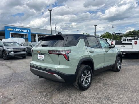 New 2026 Chevrolet Equinox LT image 3