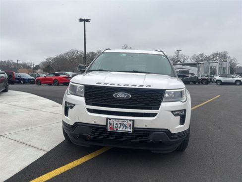 Used 2019 Ford Explorer Sport image 4