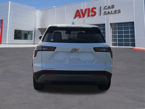 Used 2025 Chevrolet Equinox LT image 5