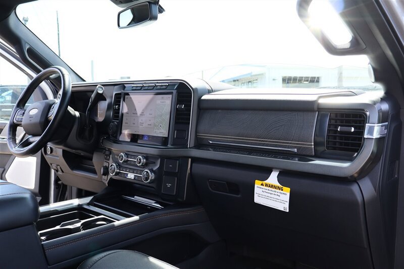 Used 2023 Ford F350 Platinum w/ FX4 Off-Road Package AWD/4WD image 33