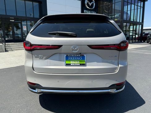 Certified 2024 MAZDA CX-90 Plug-In Hybrid w/ Premium Plus AWD/4WD image 10