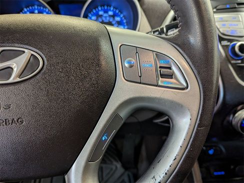 Used 2013 Hyundai Tucson Limited image 15