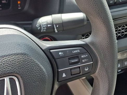 Used 2023 Honda Accord EX image 21
