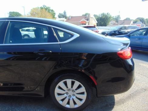 Used 2016 Chrysler 200 LX image 13