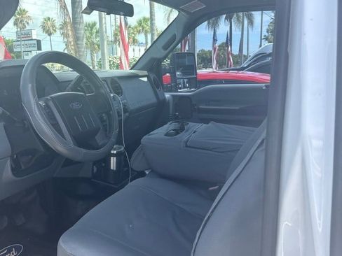 Used 2011 Ford F250 XL AWD/4WD image 3