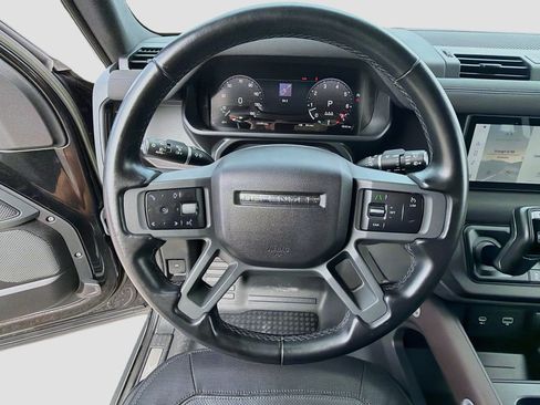 Used 2023 Land Rover Defender 110 X-Dynamic SE AWD/4WD image 39