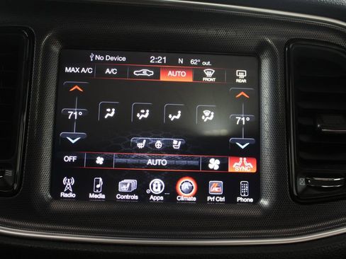 Used 2016 Dodge Challenger R/T Scat Pack w/ Leather Interior Group image 42