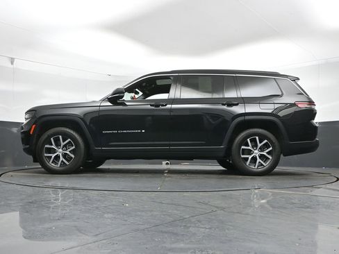 Used 2024 Jeep Grand Cherokee L Limited w/ Luxury Tech Group II image 45