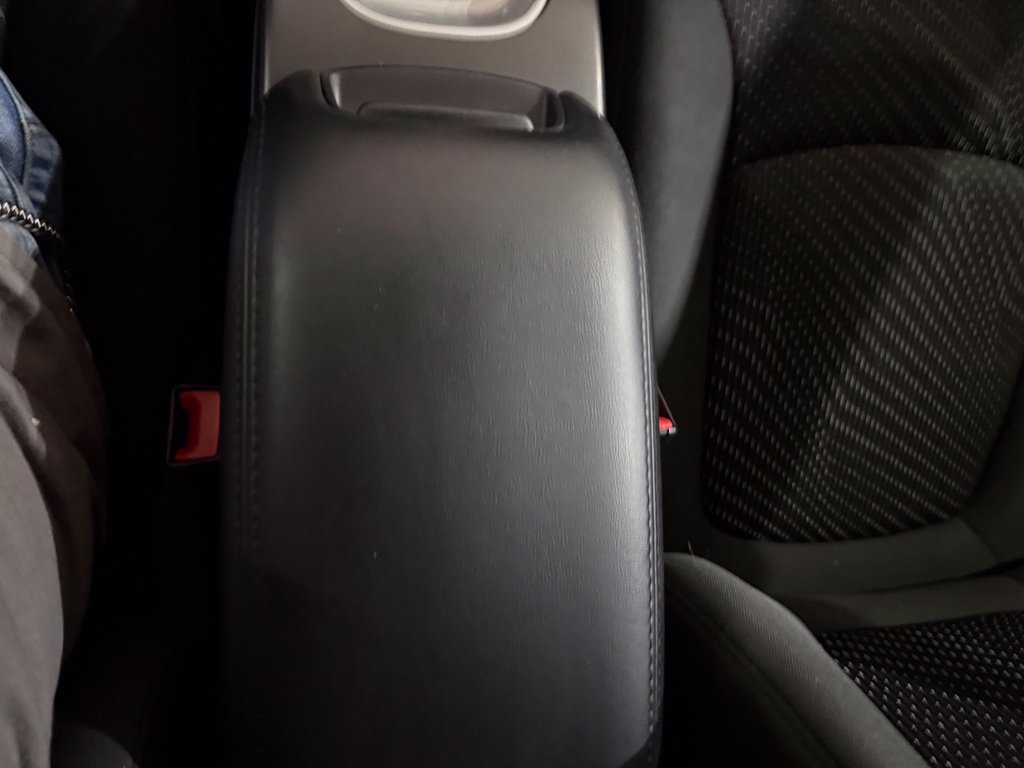 Used 2019 Dodge Journey SE w/ Connectivity Group FWD image 22