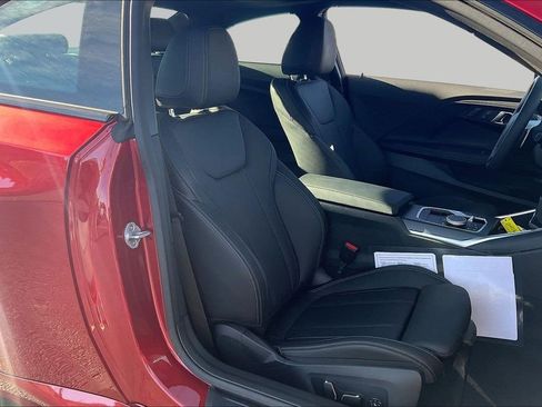 Used 2025 BMW 230i xDrive Coupe w/ Premium Package image 28