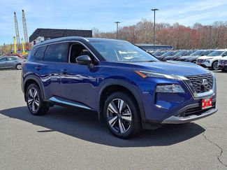 Used 2022 Nissan Rogue SL w/ SL Premium Package video 3