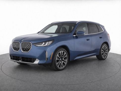 Used 2026 BMW X3 xDrive30i w/ Premium Package AWD/4WD image 2