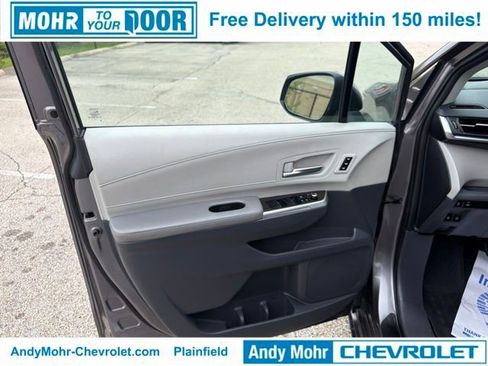 Used 2022 Toyota Sienna Limited AWD/4WD image 10