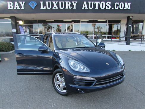 Used 2013 Porsche Cayenne image 28