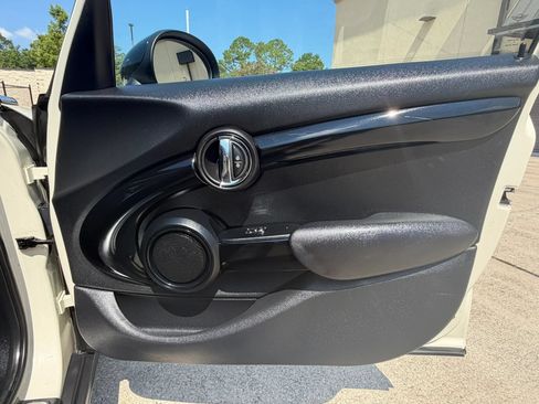 Used 2016 MINI Cooper S FWD image 32