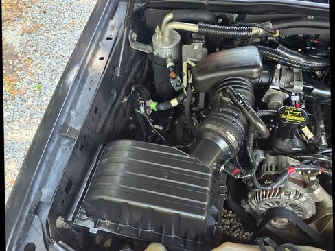 Used 2009 Ford Explorer Eddie Bauer RWD image 18