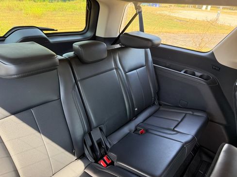 Used 2024 Ford Expedition Max XLT AWD/4WD image 8