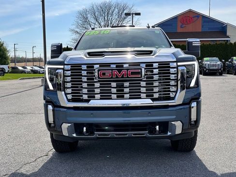 New 2026 GMC Sierra 2500 Denali w/ Denali Reserve Package AWD/4WD image 4