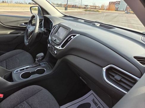 Used 2022 Chevrolet Equinox LT AWD/4WD image 39