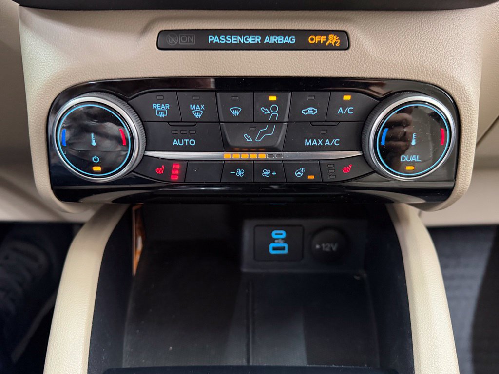Used 2022 Ford Escape SEL AWD/4WD image 26