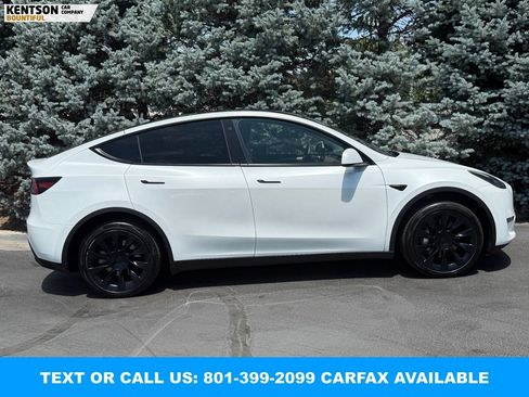 Used 2023 Tesla Model Y Long Range AWD/4WD image 11