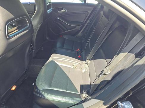 Used 2019 Mercedes-Benz CLA 250 4MATIC image 12