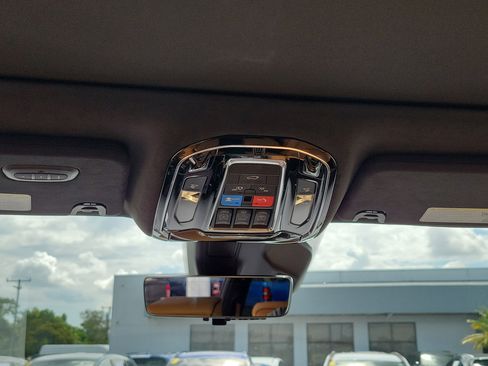 New 2026 Jeep Grand Wagoneer Summit AWD/4WD image 16