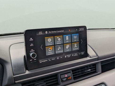 Used 2023 Honda Pilot Touring image 36