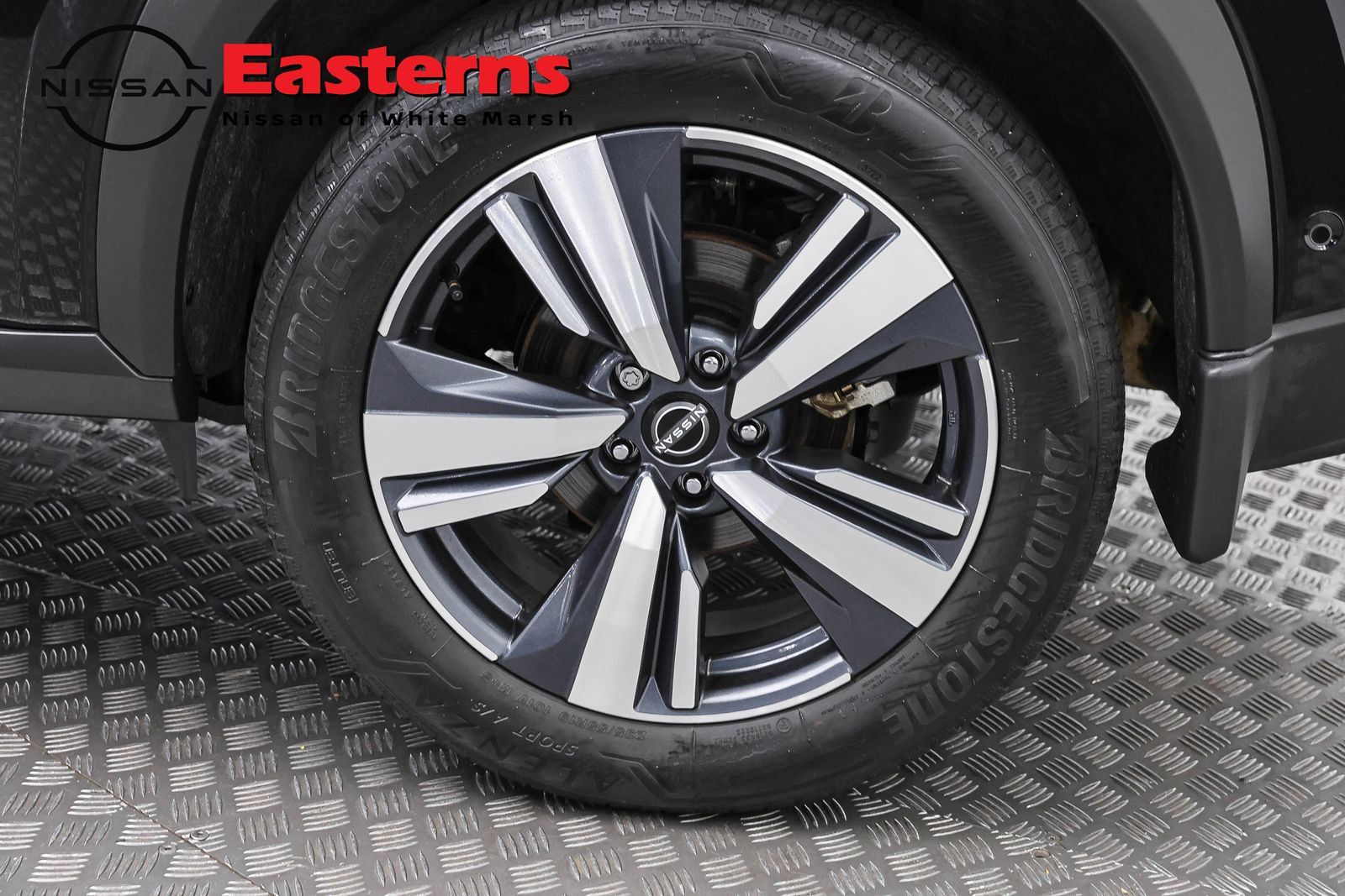 Used 2023 Nissan Rogue SL AWD/4WD image 35