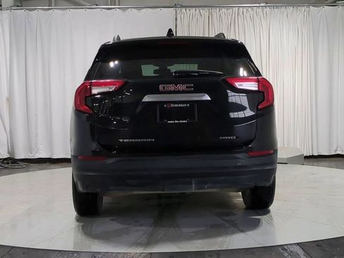 Used 2023 GMC Terrain SLE w/ Driver Convenience Package image 7