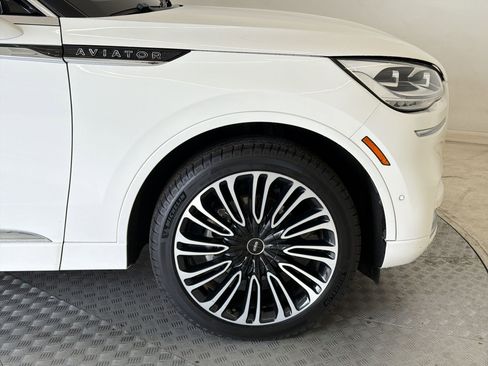 Used 2020 Lincoln Aviator Black Label w/ Dynamic Handling Package AWD/4WD image 12