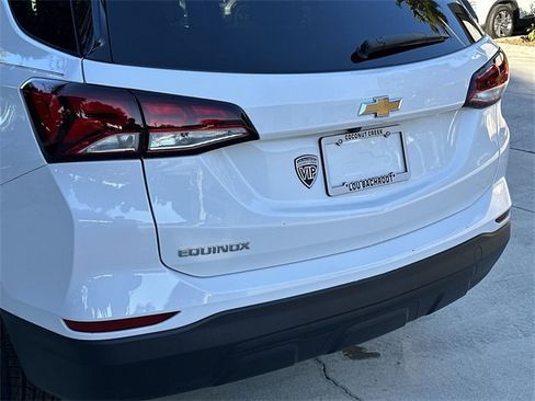 Used 2022 Chevrolet Equinox LS w/ LS Convenience Package image 22