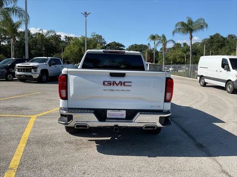 Used 2023 GMC Sierra 1500 SLE AWD/4WD image 9