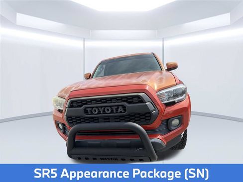 Used 2016 Toyota Tacoma SR5 w/ SR5 Appearance Package (SN) RWD image 2