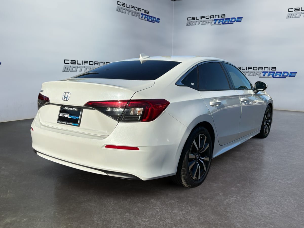 Used 2023 Honda Civic EX image 5