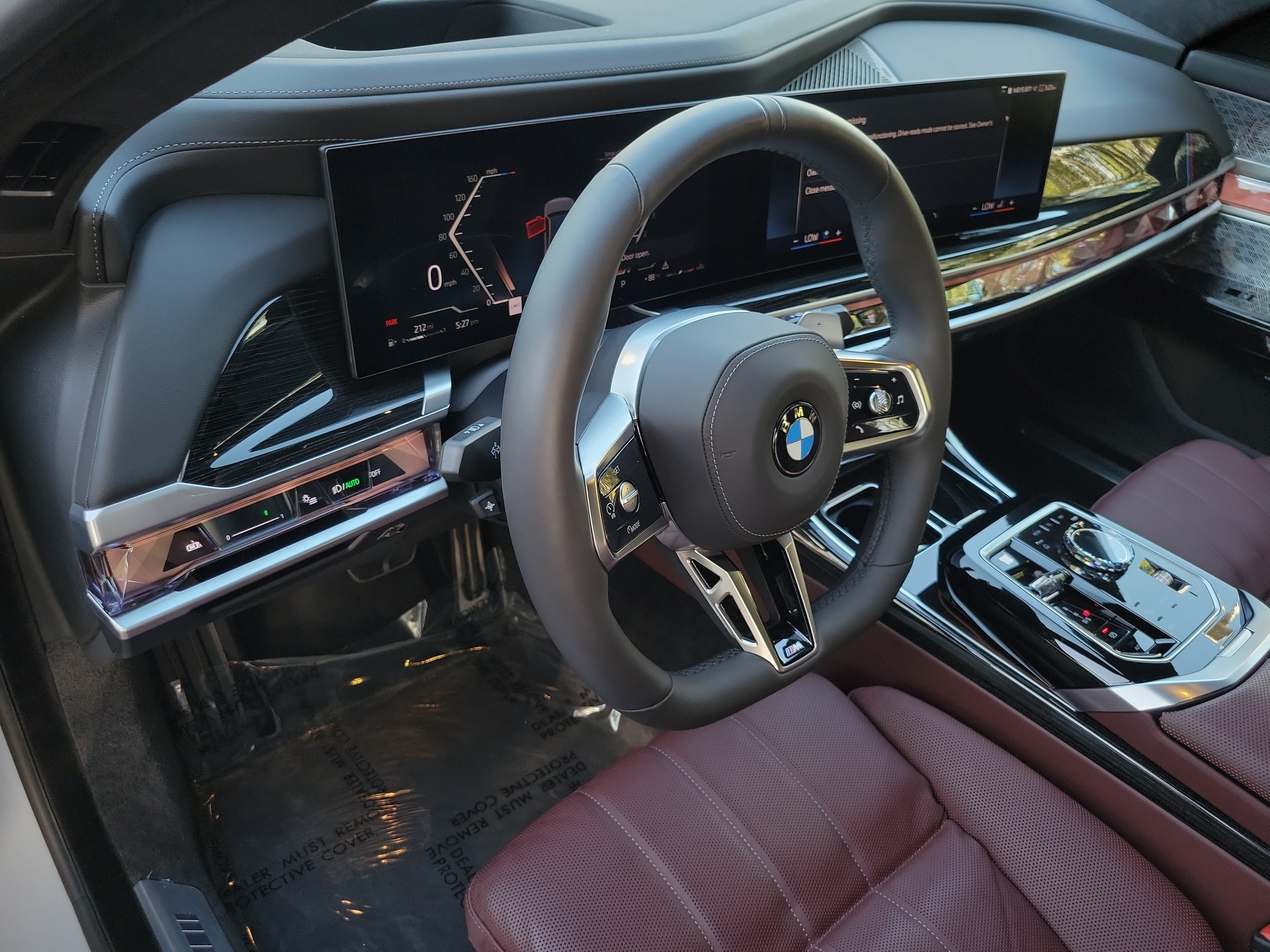 Used 2026 BMW 740i w/ Executive Package RWD image 21